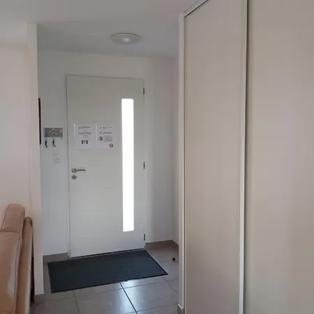 Semesterbostad Avec Terrasse Et Vue Degagee Cusset