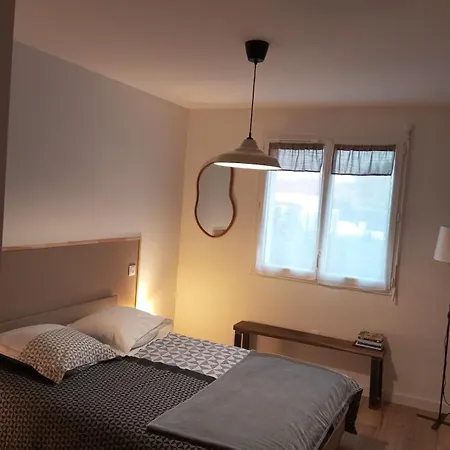Avec Terrasse Et Vue Degagee * Cusset
